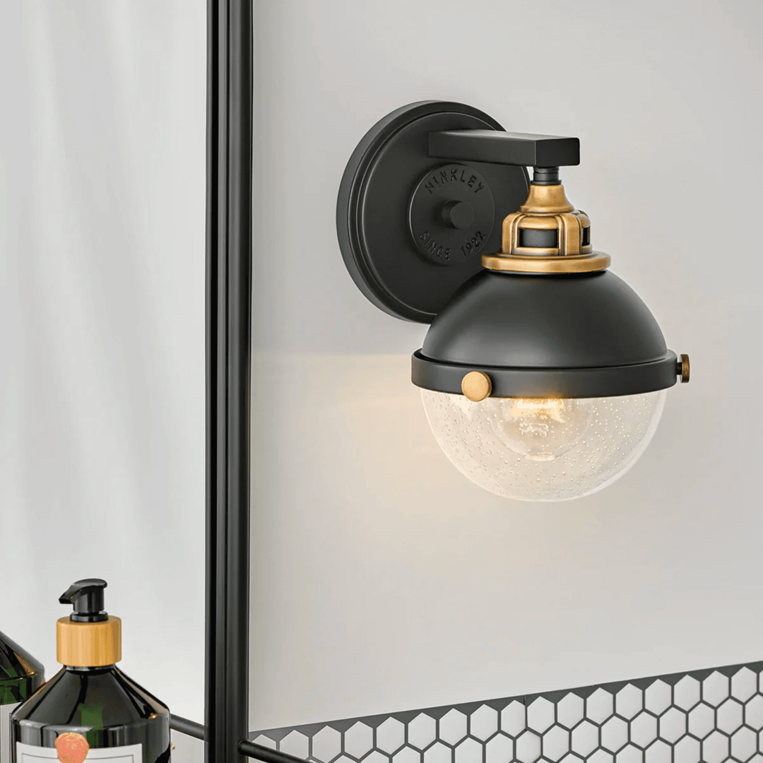 Hinkley Fletcher Traditional Single Wall Light (E27) | Black & Heritage Brass